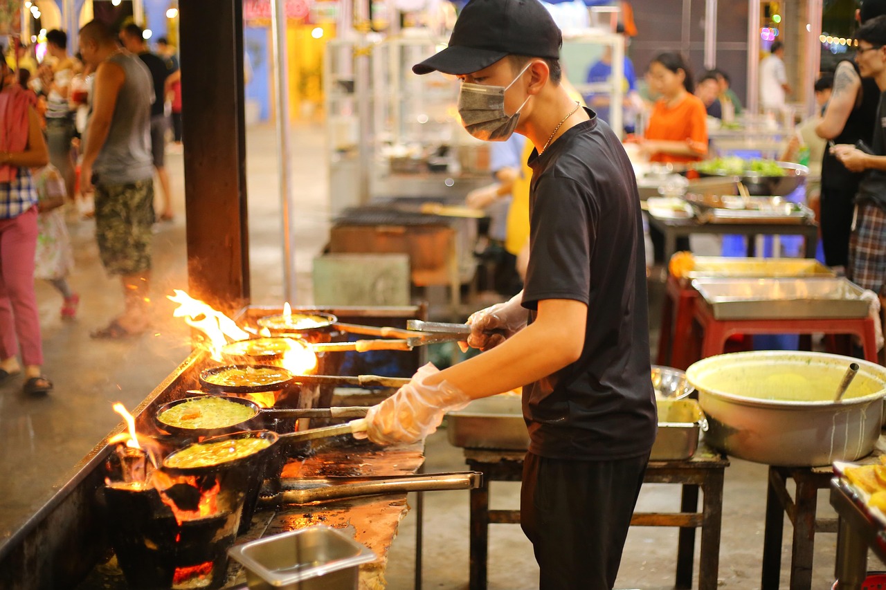 Best Street Food in Saudi Arabia